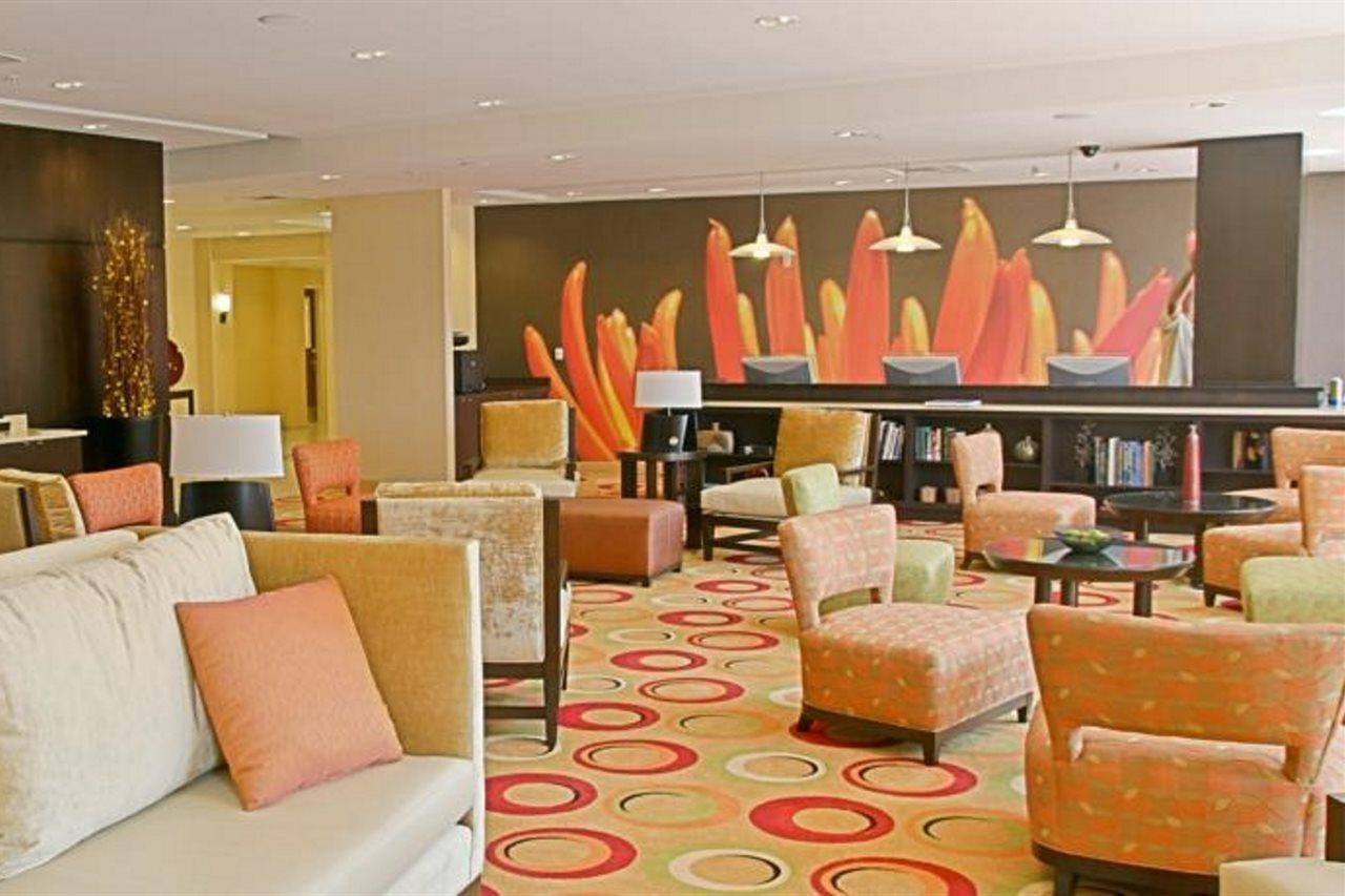 Courtyard Newport News Airport Hotel Exterior photo
